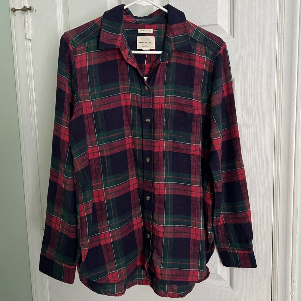 AEO AHH-MAZINGLY SOFT PLAID FLANNEL :: BOYFRIEND FIT :: MEDIUM :: BLUE RED GREEN